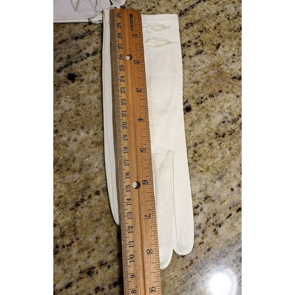 NEW Vintage Ladies White Soft Leather 8.5 " Gloves Size 5 (XS) Cutout Ribbons - Picture 9 of 12